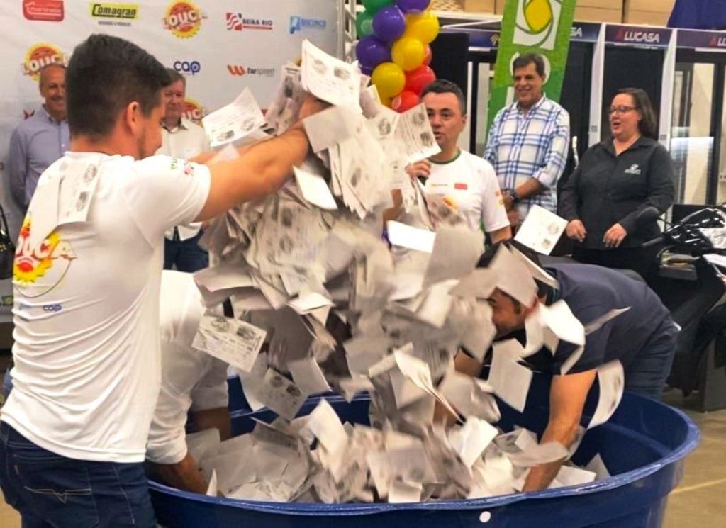ACES Sinop realiza sorteio com mais de 500 mil cupons na 7ª 'Deu a louca no comércio'