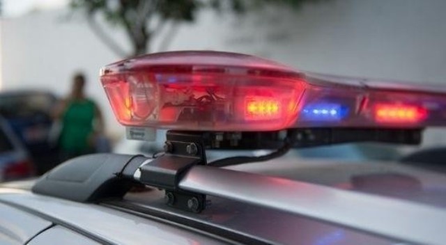 Homem é preso suspeito de abusar de menina de 4 anos e mostrar filme pornô