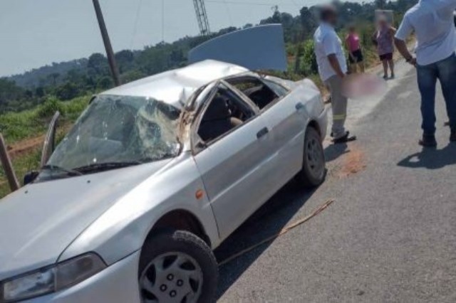 Idoso perde controle, é lançado de carro e morre em rodovia