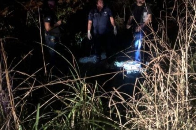 Casal morre atingido por veículo em rodovia
