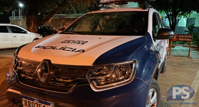 Homem invade residência e tenta estuprar mulher