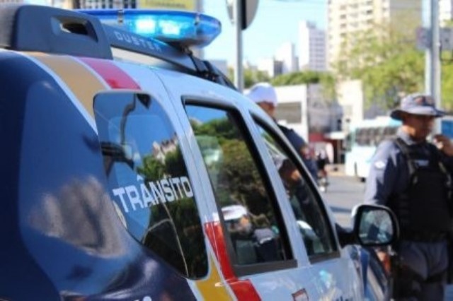 Homem tem corpo queimado após briga com vizinho
