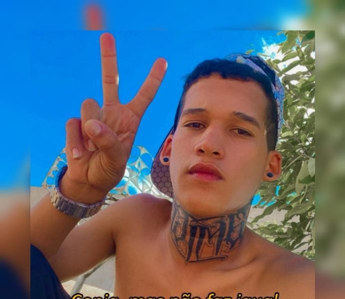 Jovem morre após bater motocicleta em poste de iluminação em Sinop