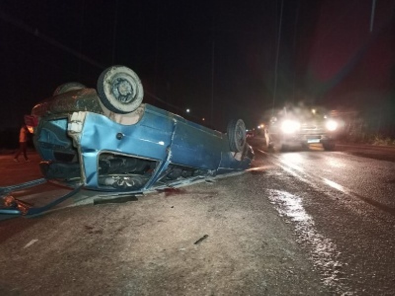 Motorista perde o controle de carro e capota na MT-140, motorista fica ferido