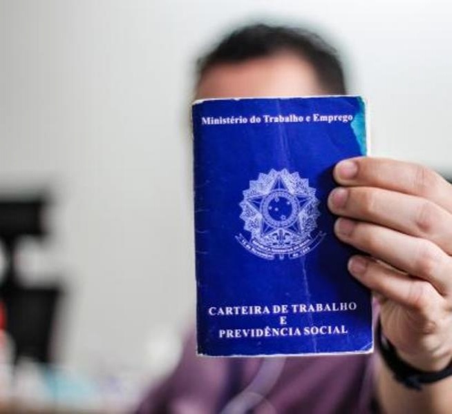 Quase 270 mil pessoas não trabalham em MT em razão de tarefas domésticas, diz pesquisa