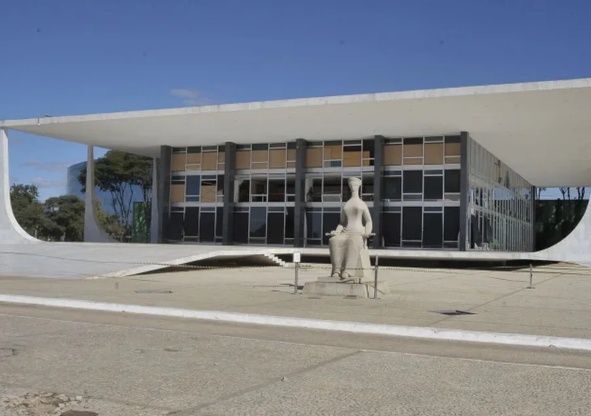 Por unanimidade, STF derruba prisão especial para quem tem curso superior