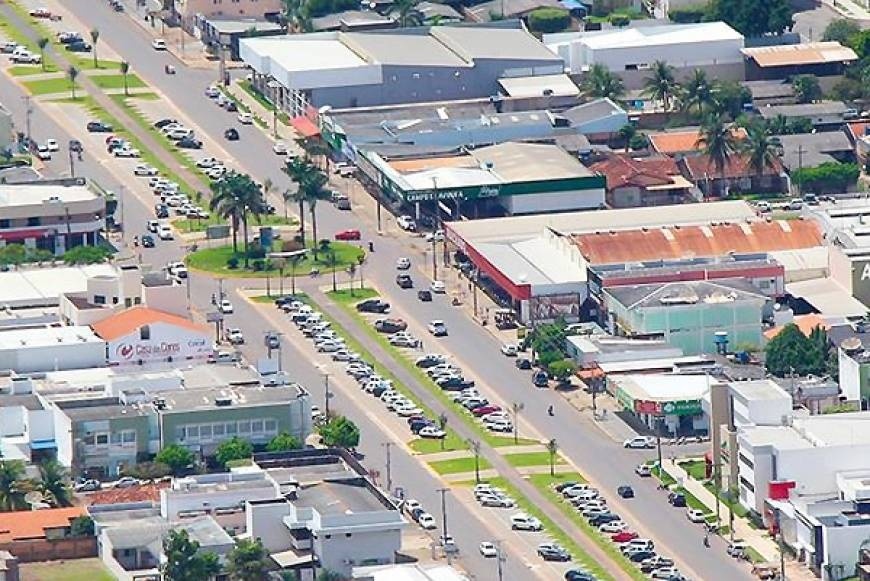 Comércio aposta no sábado para aumentar as vendas na Páscoa