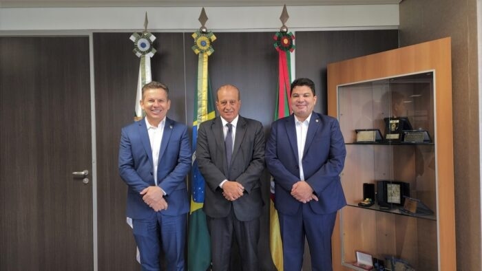 Mendes define com ministros últimos detalhes para assumir a BR-163
