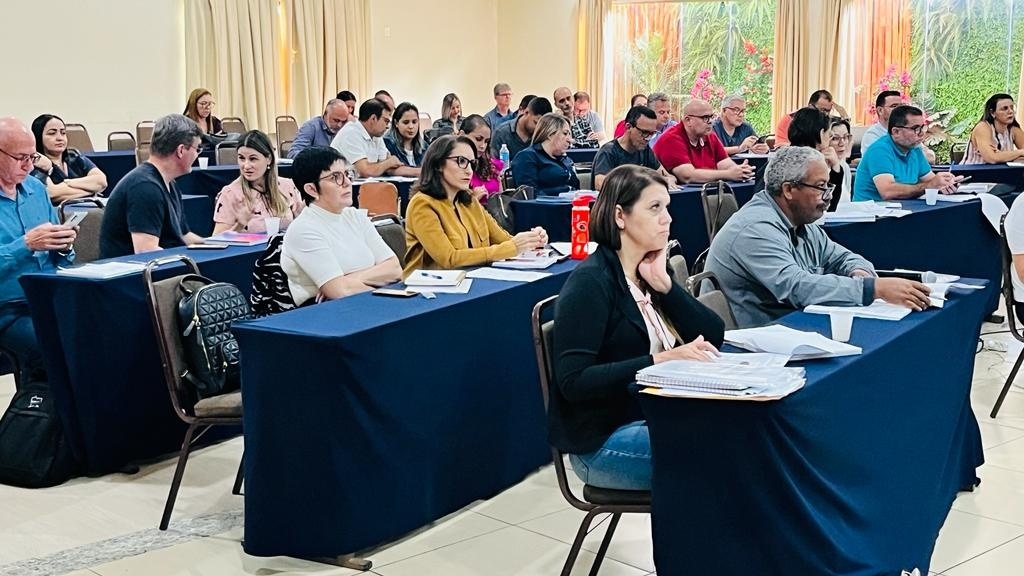 Sinop participa de encontro de secretarias de saúde em Cuiabá para debater melhorias aos usuários do SUS