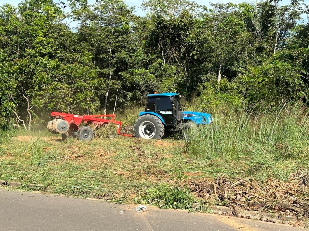 Prefeitura inicia limpeza de reserva e orienta população a não descartar lixo em locais irregulares