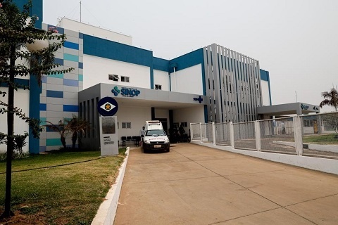 Homem que foi atropelado por carro morre no hospital em Sinop