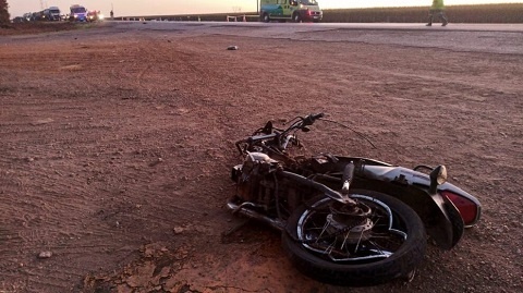 Dois homens morrem atropelados por carreta em Sinop