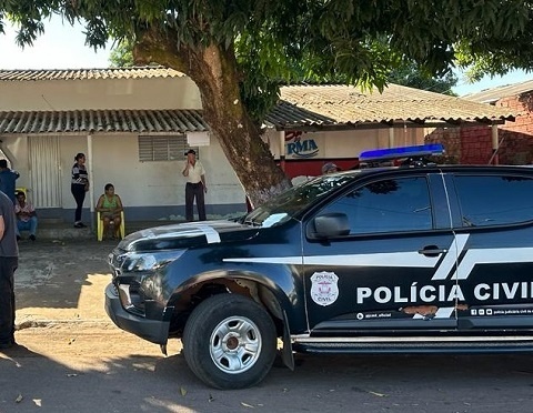 Homem é preso após matar vizinho a facadas