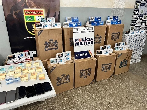 PM prende homem por contrabando e apreende 17 caixas de cigarros