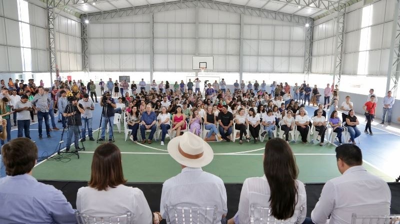 Prefeitura investe em infraestrutura e educação de qualidade com inaugurações de novas escolas