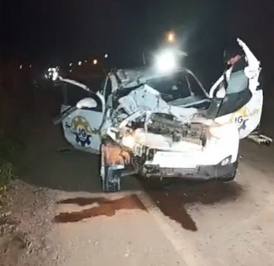 Dois ficam feridos em colisão entre pick-up e caminhão na MT-140