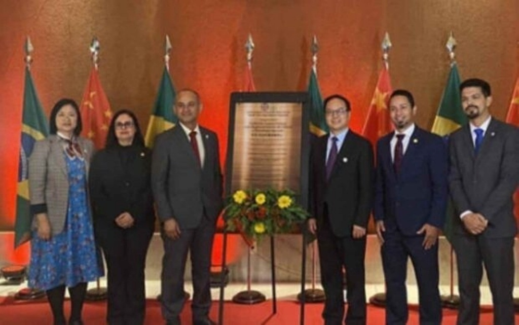 UFMT e China firmam parceria para criar centro de tecnologia agrícola