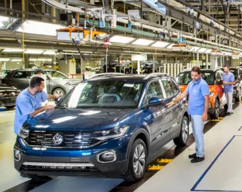 Volkswagen suspende produção no Brasil mesmo com programa de incentivo à indústria