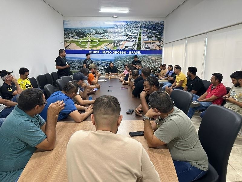 Câmara se reúne com motoristas de aplicativos e recebe reivindicações da classe