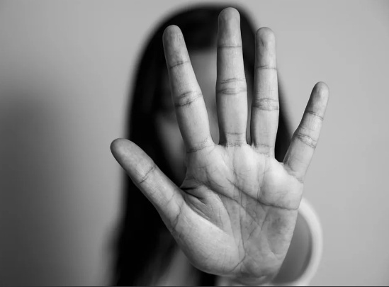 Casos de estupro contra crianças e adolescentes crescem 18% em MT, aponta Anuário
