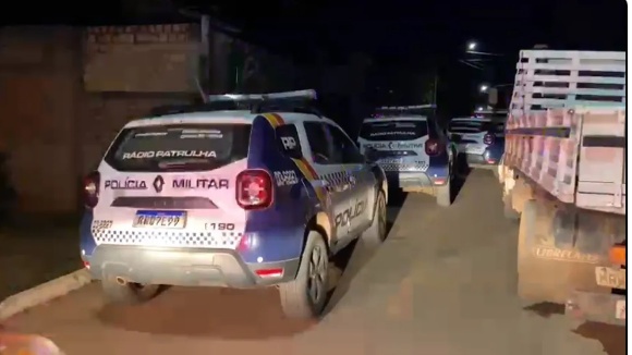 Criminosos se passam por policiais, entram em casa e matam jovem de 19 anos em Sorriso