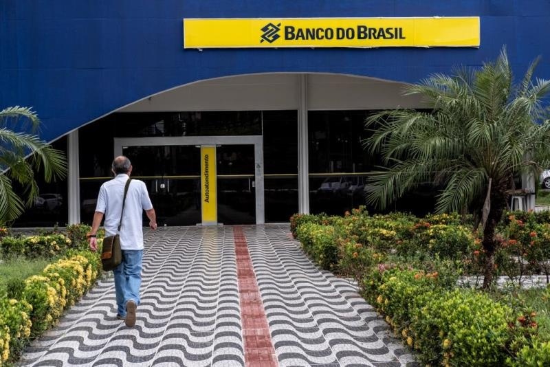 Governo paga salário dos servidores estaduais na segunda-feira