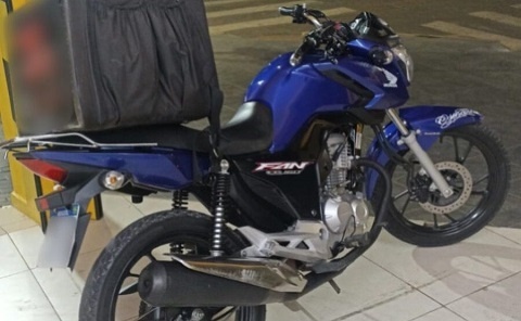 Moto é furtada de entregador em Sinop