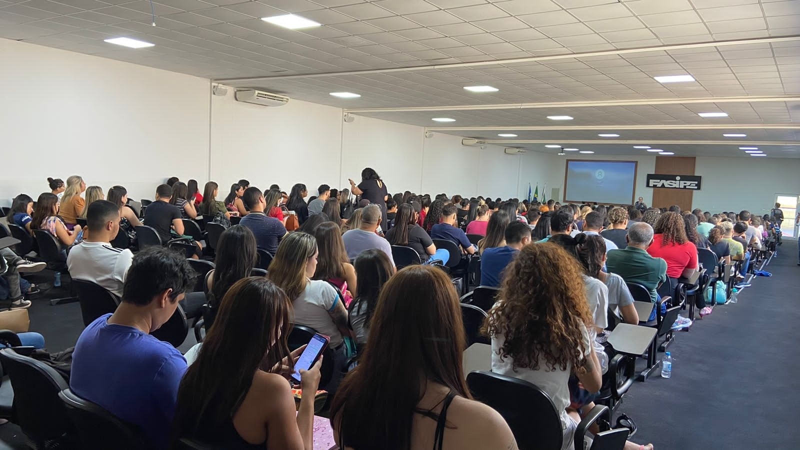 Fasipe Cuiabá promove palestras sobre violência doméstica