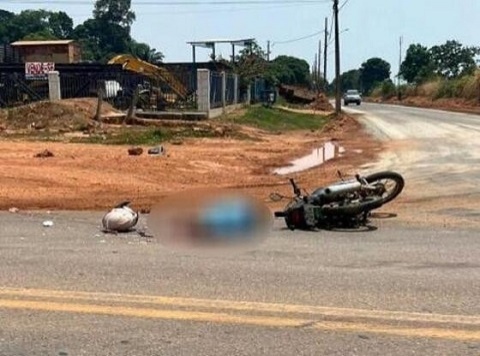 Idoso de 67 anos morre em acidente entre moto e ônibus