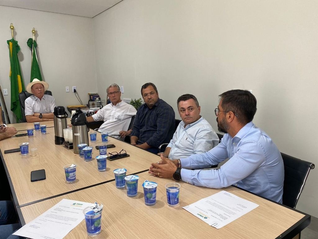 Reunião com prefeito garante dialogo na revisão do plano diretor