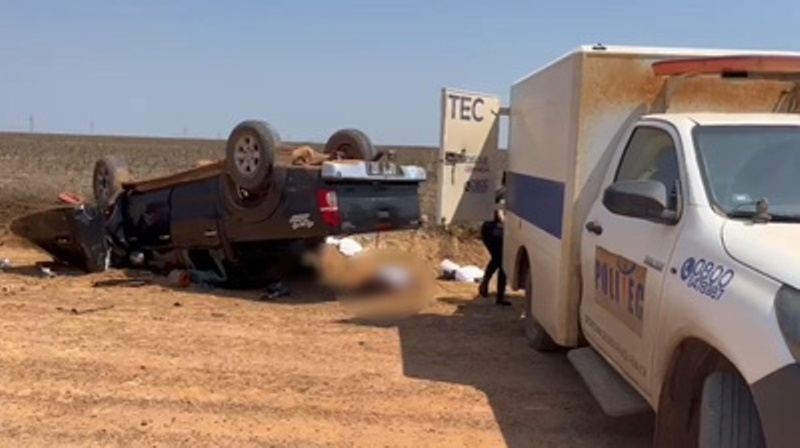 Mulheres morrem em capotamento de caminhonete em estrada rural de Santa Carmem
