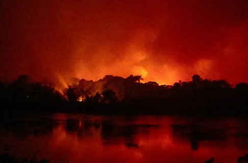 MT é o 3° estado com maior registro de focos de calor do país