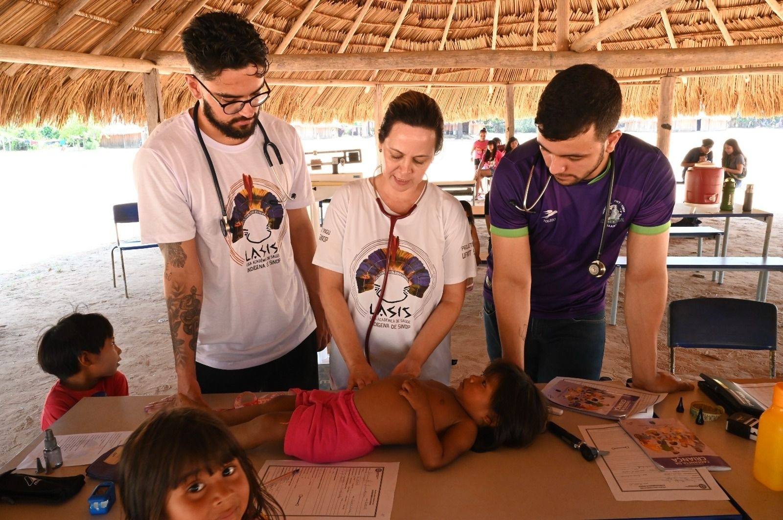Projeto da UFMT Sinop leva atendimento médico até população indígena do Xingu
