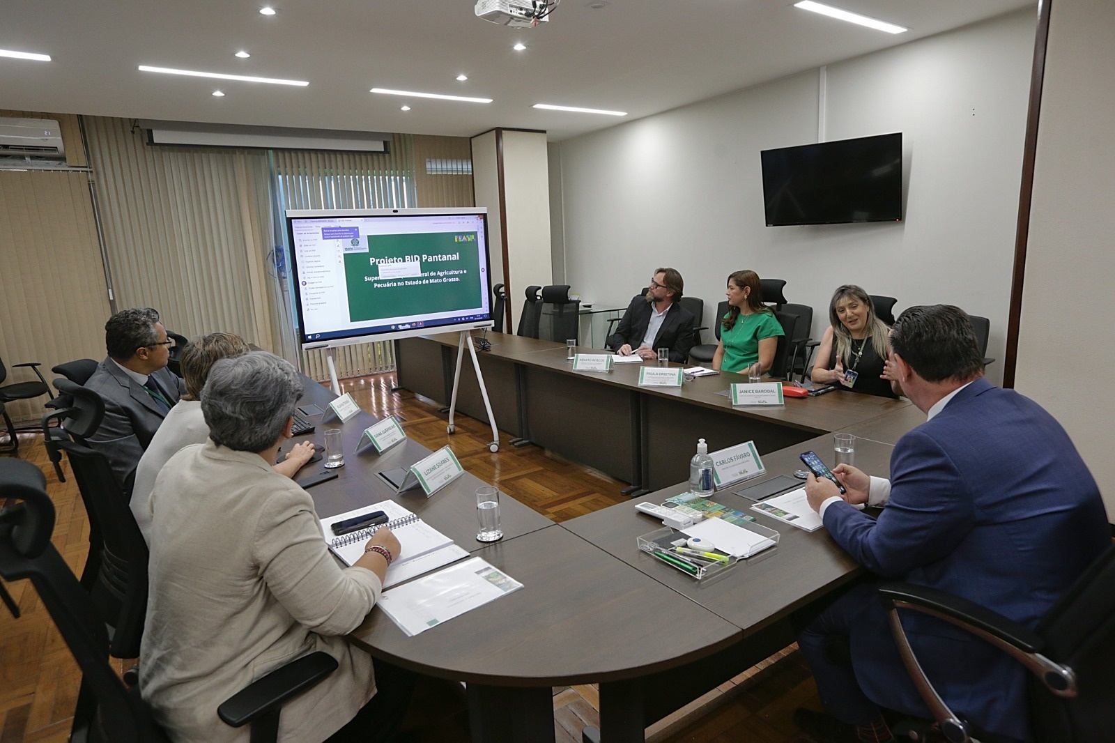 Ministro reúne equipes técnicas para conclusão do BID Pantanal