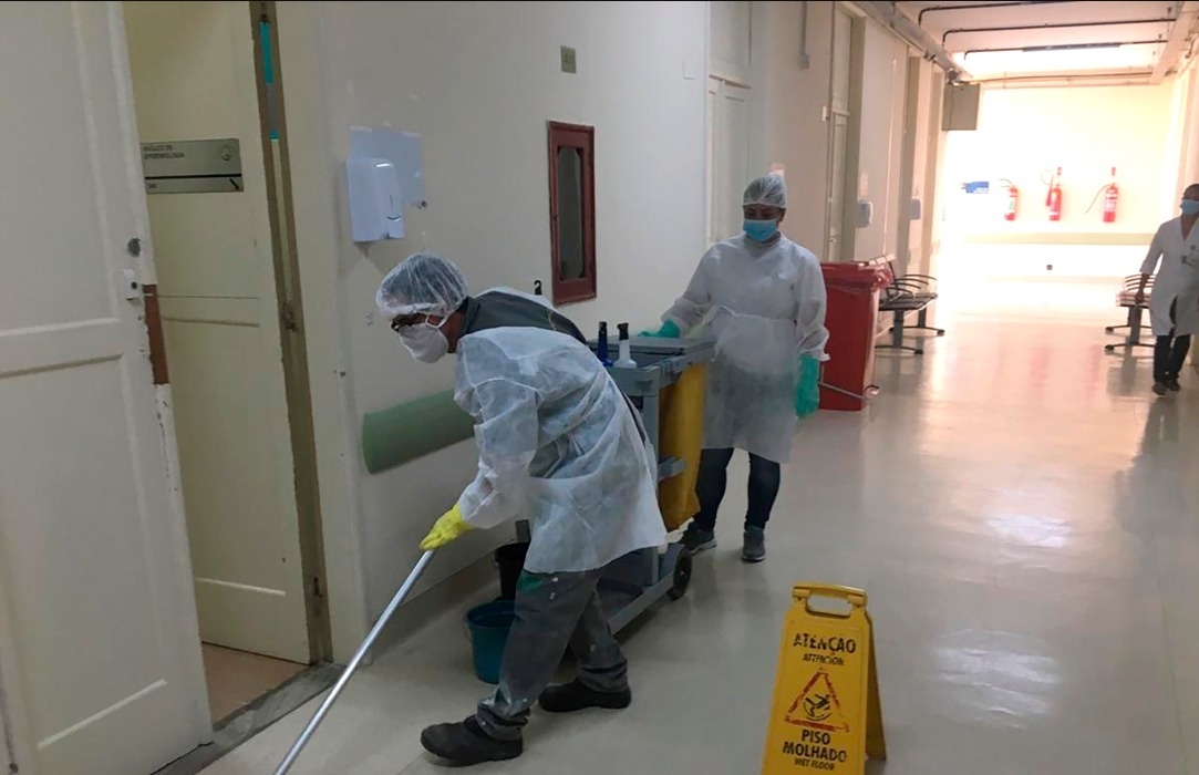 Há um ano Estado tenta contratar empresas para limpeza dos Hospitais