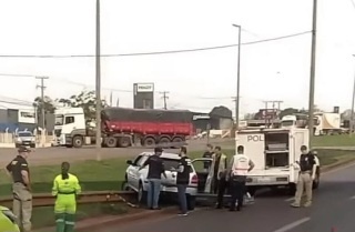 Motorista tem mal súbito e morre dentro de carro em rodovia federal