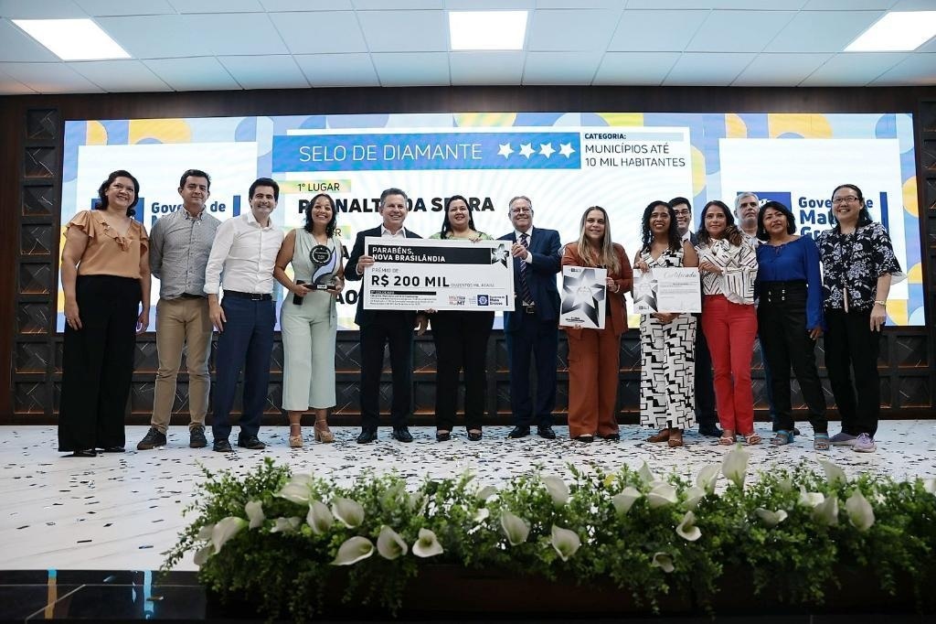 Municípios com melhores indicadores de vacinação são reconhecidos pelo Governo de MT