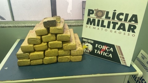 Mulher é presa com tabletes de drogas dentro de veículo de aplicativo