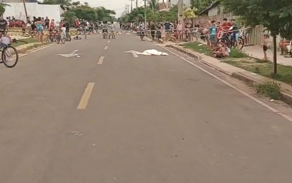 Suspeito de atropelar e matar criança de 7 anos durante racha tem prisão mantida