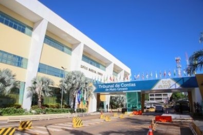 TJ mantém auditores substitutos na "geladeira" no TCE