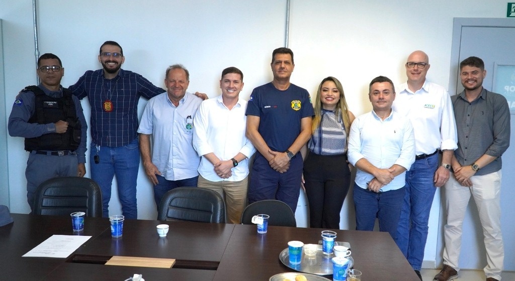 CDL e ACES solicitam horário especial no Natal e mais policiamento no quadrilátero central
