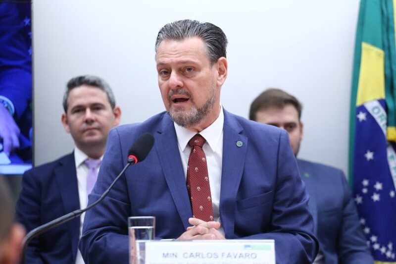 Fávaro retorna ao Mapa após votar contra o povo