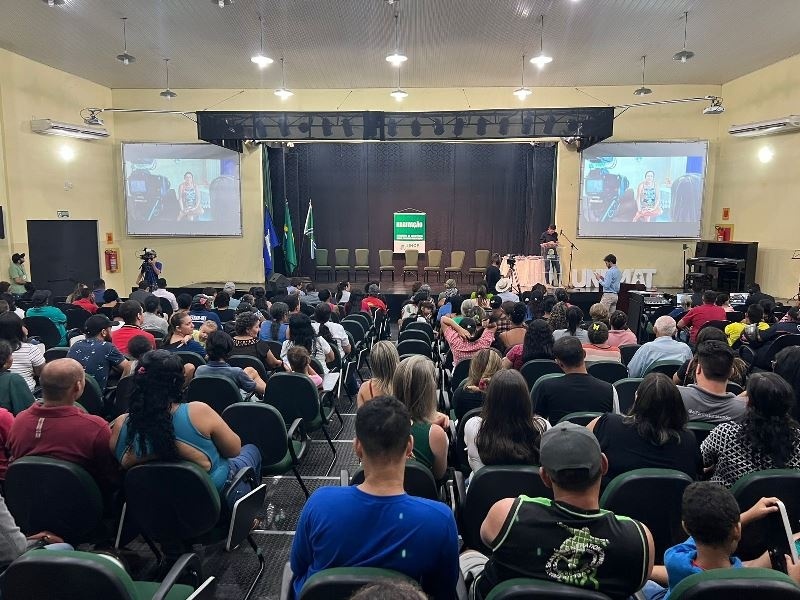 Entrega das 471 escrituras do bairro Vila América será hoje (28) no Clube dos Idosos