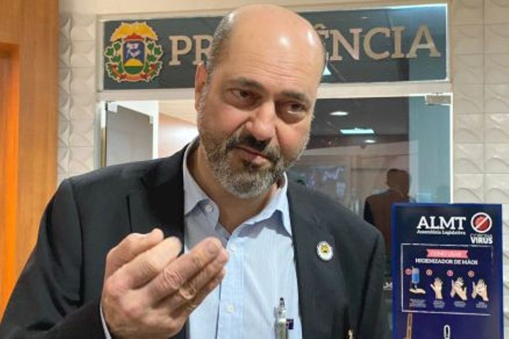 Faiad manda recado para Janaína Riva