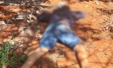 Adolescente é executado com 4 tiros e largado às margens de rodovia