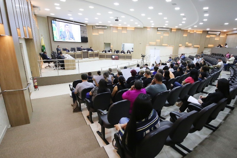 Prefeito terá salário de R$ 36 mil. Vereador vai custar R$ 21 mil por mês