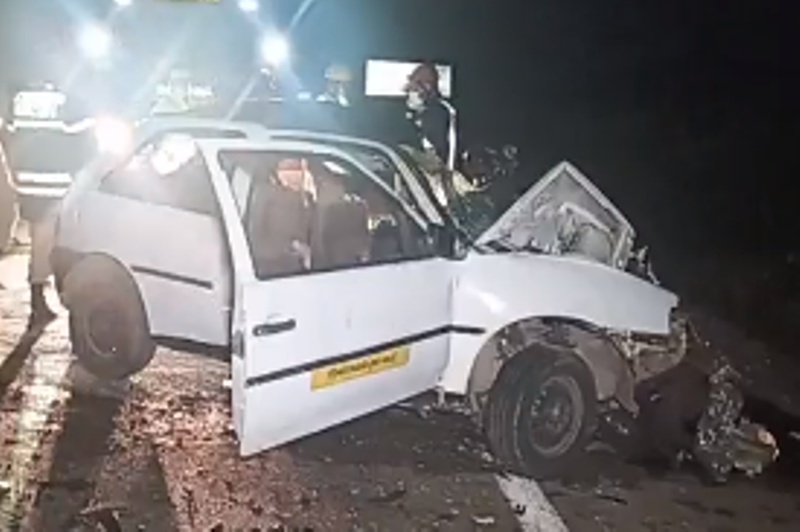 Homem morre em acidente entre carro e carreta na BR-163 em Sinop