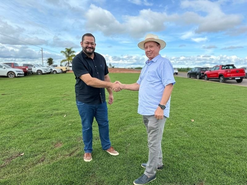 Presidente da câmara municipal de Sinop realiza devolução de recursos para investimentos em infraestrutura e cultura