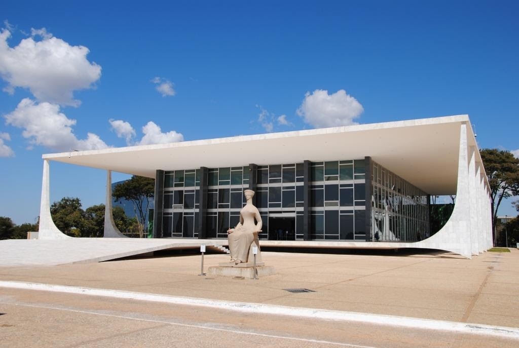 Após reunião com governador, ministro do STF marca audiência de conciliação