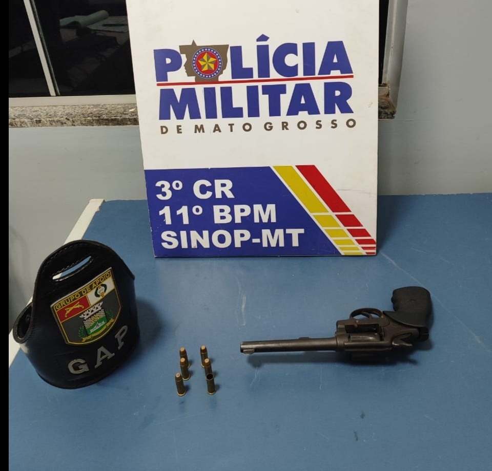 Dupla é presa por porte ilegal de arma de fogo e direção perigosa em zona rural de Sinop